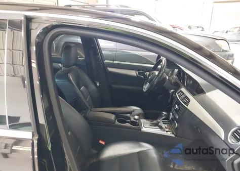 2014 Mercedes-Benz C 250 Luxury/Sport from USA, damaged, VIN WDDGF4HB7ER312397